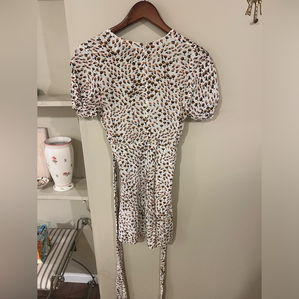 Faithfull The Brand Vanelli Mini Dress in Sabine Floral Print - Picture 4 of 5